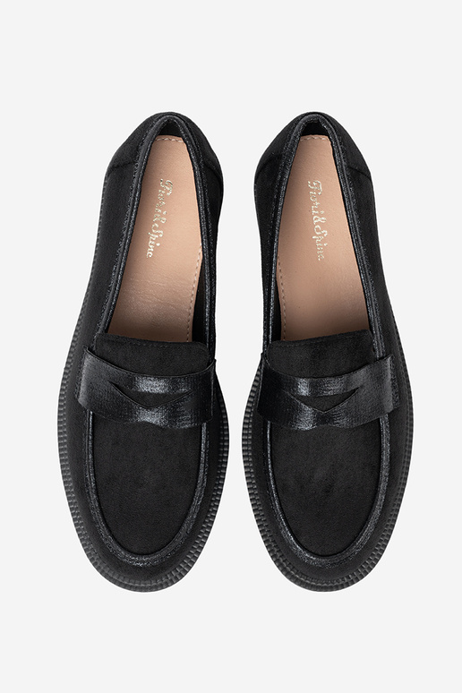 Czarne zamszowe loafersy