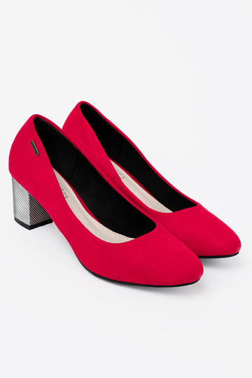 red High heels na silverm słupku