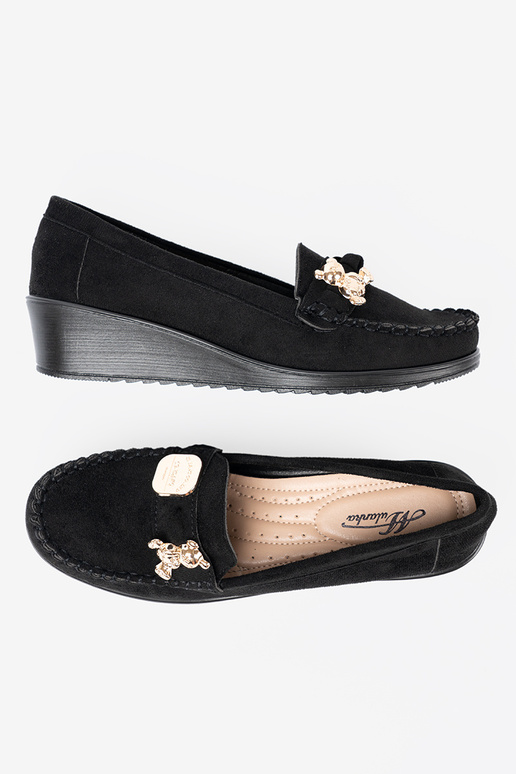 black of suede shoes z ozdobnym misiem