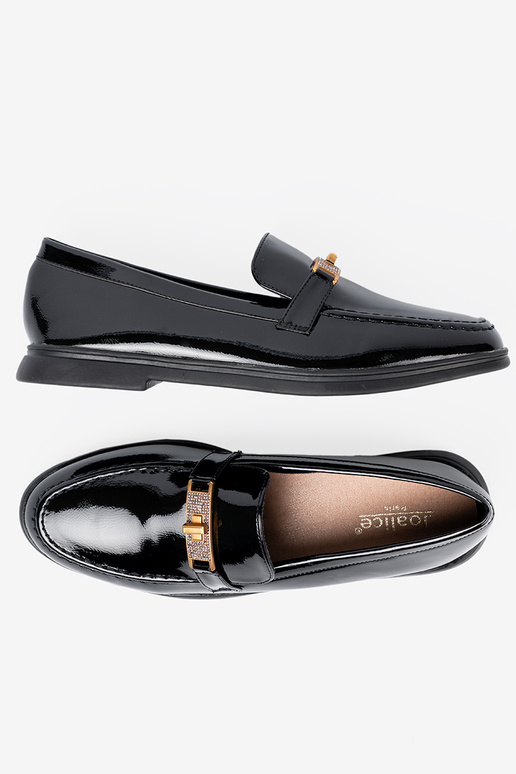 Eleganckie lakierowane mokasyny z złotą ozdobą Eleganckie lakierowane mokasyny z złotą ozdobą