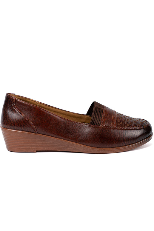 Półbuty damskie slip-on z fakturowanym noskiem Półbuty damskie slip-on z fakturowanym noskiem