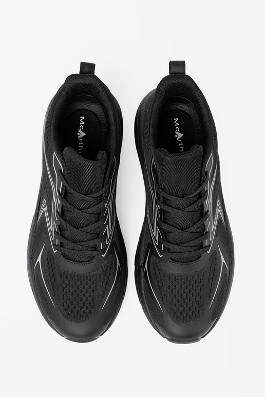 Easy sneakers black on a thick sole McArthur