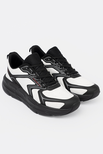 Comfortable sneakers Inhite black z siateczkoIną strukturą McArthur