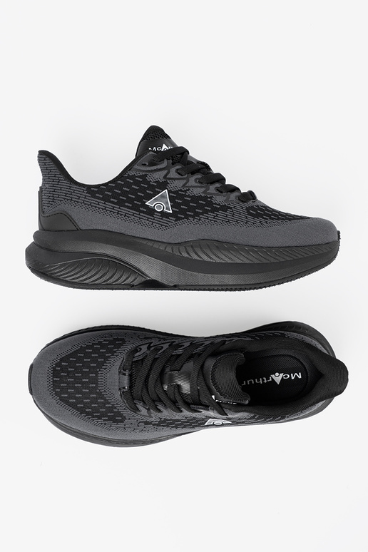 Lekkie czarne sneakersy z oddychającą cholewką McArthur