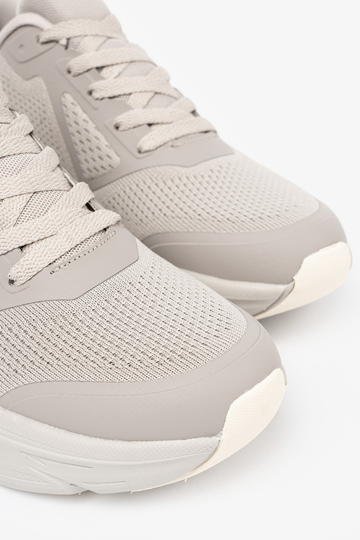 ivory sports shoes Inith mesh McArthur