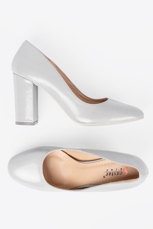 Gray Lacquered high heels