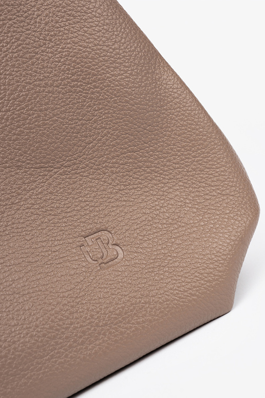 Elegant darkbeige Handbag z kosmetyczką In środku