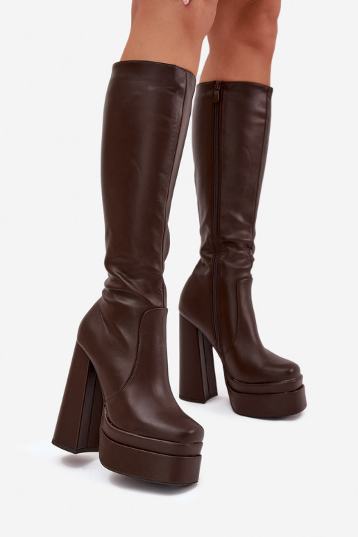 Insulated women's boots on heel and platform chocolate Lysara Insulated women's boots on heel and platform chocolate Lysara