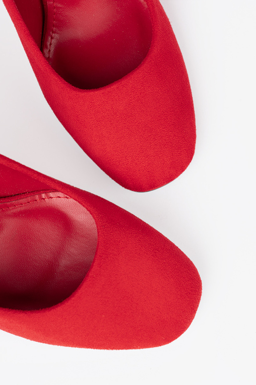 The classic model Red High heels z zaokrąglonym noskiem The classic model Red High heels z zaokrąglonym noskiem