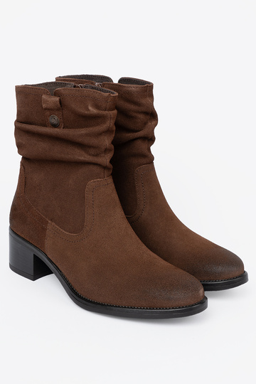 BroInn color leather boots Inith a ruffled upper Sergio Leone