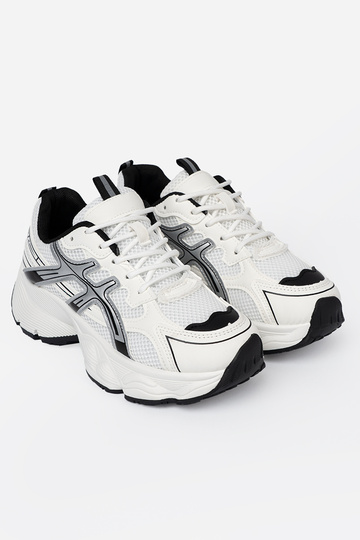 Biało-czarne wygodne sneakersy z siatką