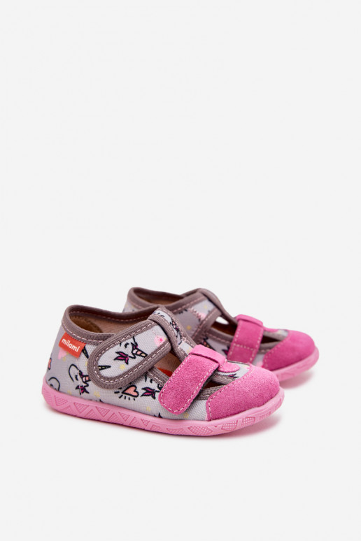 Children's slippers Milami with Velcro in unicorns gray-pink Reathiana Children's slippers Milami with Velcro in unicorns gray-pink Reathiana