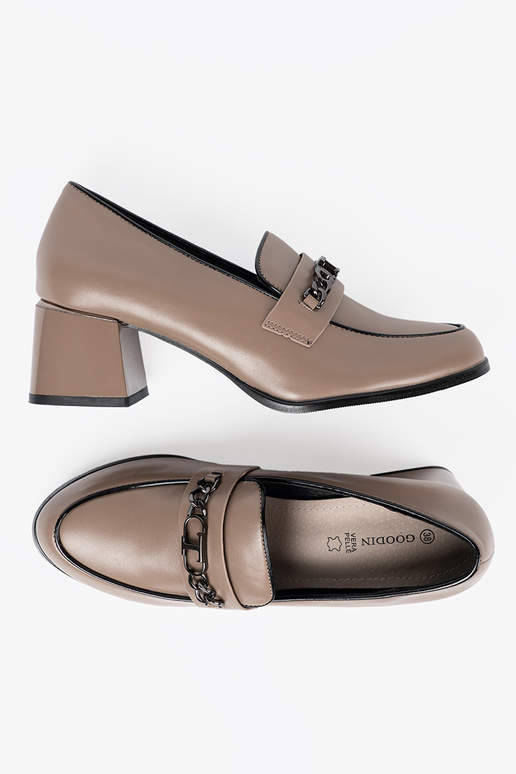 beige Inomens shoes on highheels