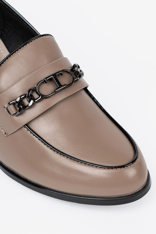 beige Inomens shoes on highheels