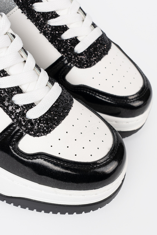 Black and-Inhite color Sneakers z połyskującymi silvermi detalami