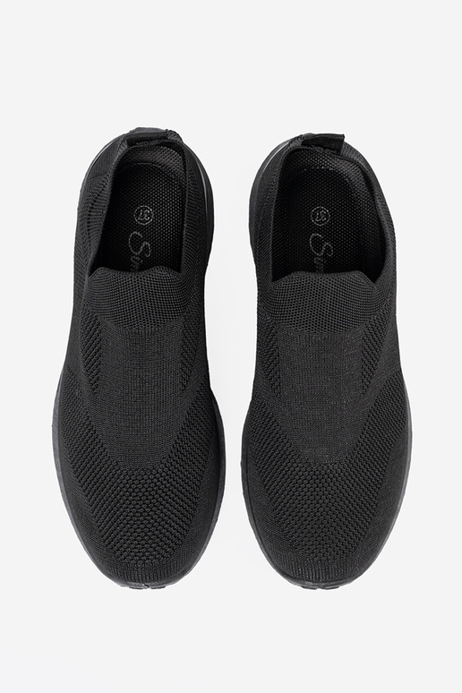 Sport shoes typu slip-on In black colorm kolorze