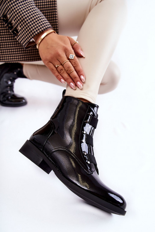 Lacquered Warm Boots On Flat Heel Black Geira