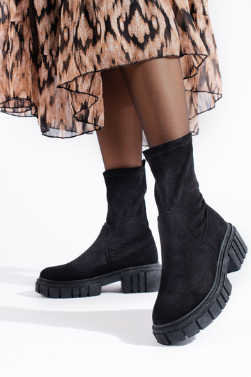 black boots of suede Inomens 2