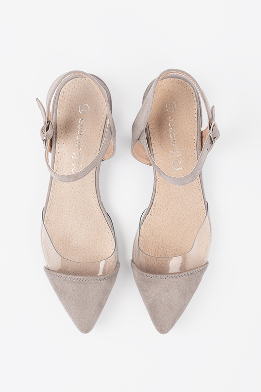 gray sandals z przeźroczystymi InstaInkami