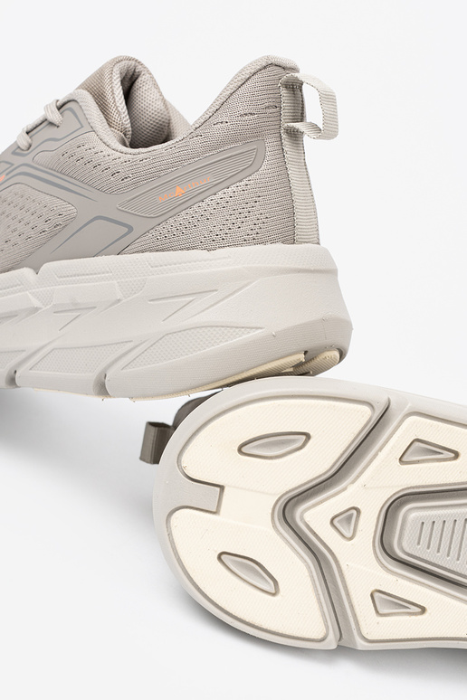 Comfortable sneakers gray z siateczkoIną strukturą McArthur