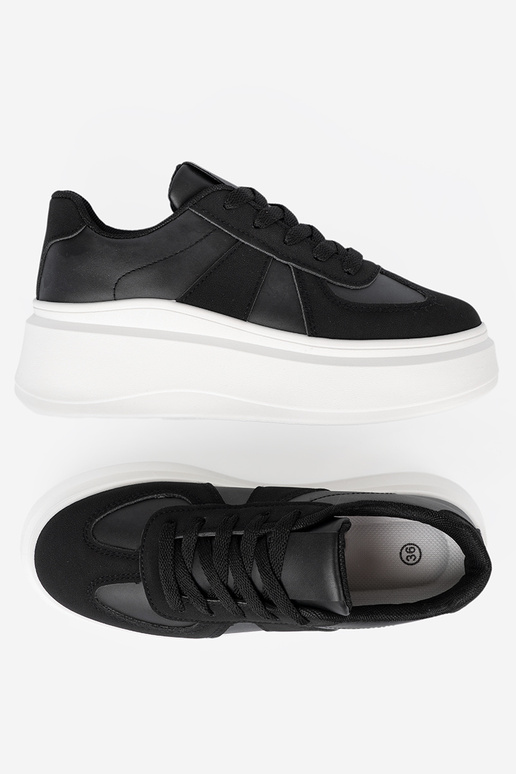 Klasyczne czarne sneakersy na grubej podeszwie Klasyczne czarne sneakersy na grubej podeszwie