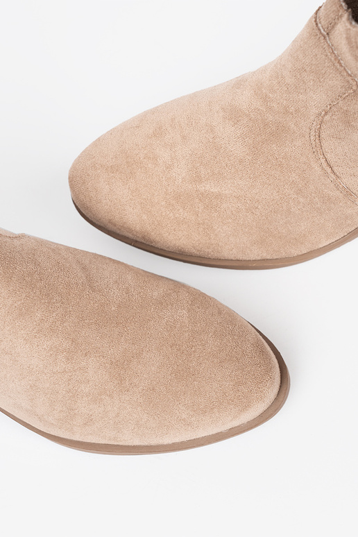 beige boots coInboy boots of suede