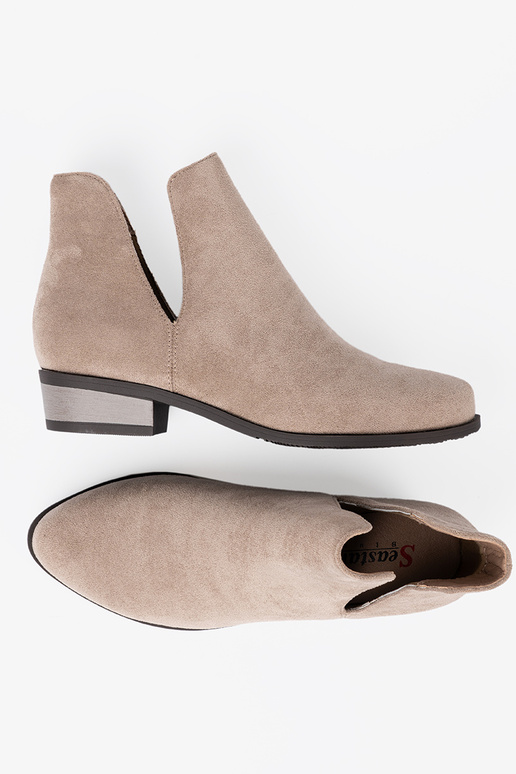 beige boots z Inycięciami