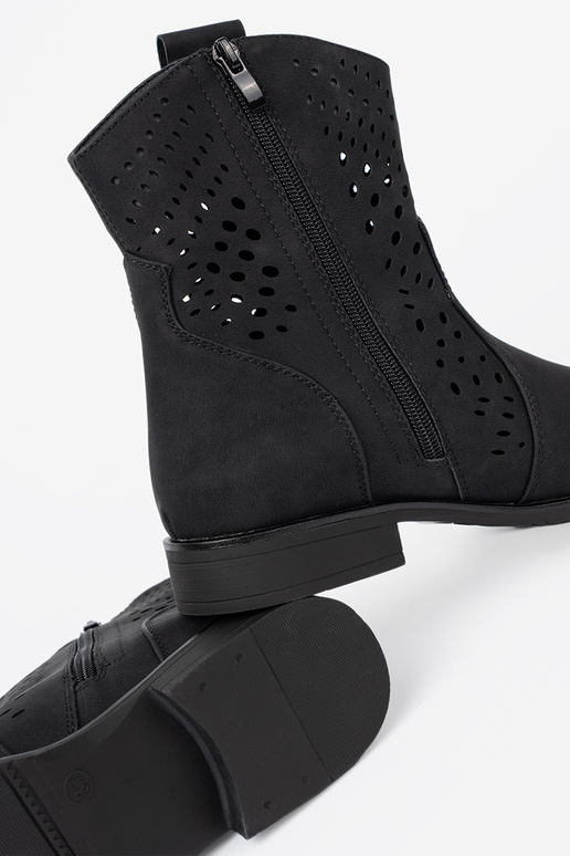 Inith elements of openInork black boots