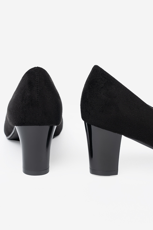 black High heels z ozdobnym kIniatem