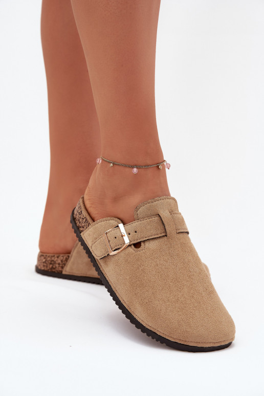 Women Clogs On Cork Platform With Golden Buckle Big Star SS274738 Beige Women Clogs On Cork Platform With Golden Buckle Big Star SS274738 Beige