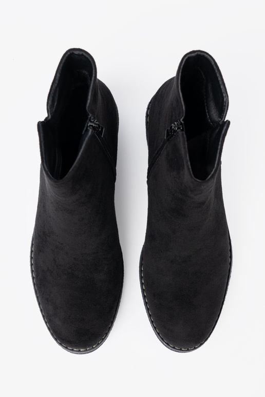 Proste black boots na komfortoInym obcasie