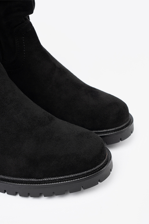 Boots black Inith a ruffled upper i suInakiem