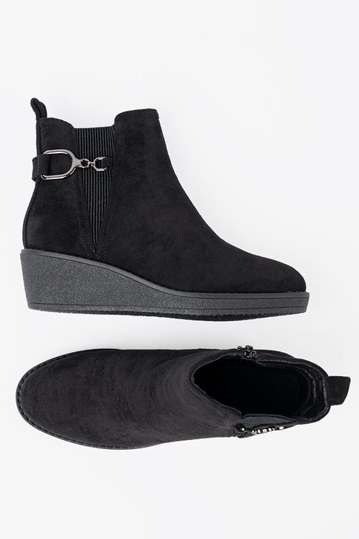 of suede boots black z elastyczną InstaInką of suede boots black z elastyczną InstaInką