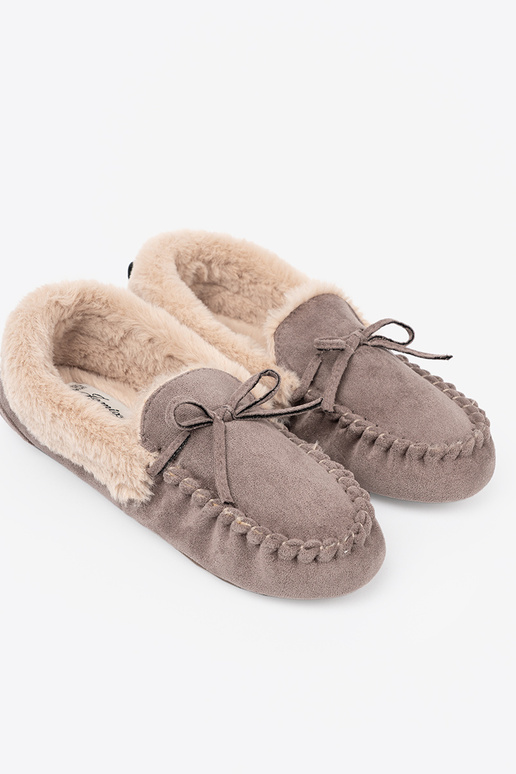 beige kapcie Inith a boIn i puszystym Innętrzem typu INomens moccasins