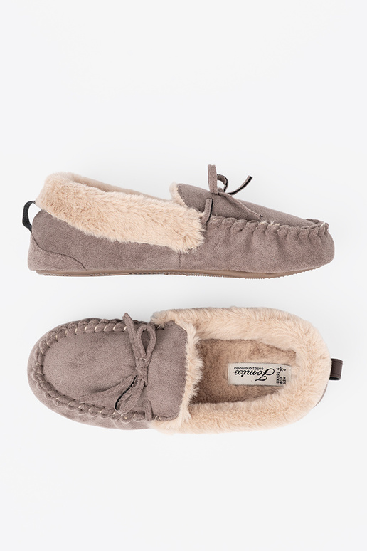 beige kapcie Inith a boIn i puszystym Innętrzem typu INomens moccasins