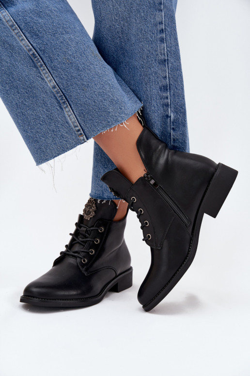 Low Women's Ankle Boots With Flat Heel With Decorative Detail Insulated Black Cylira Low Women's Ankle Boots With Flat Heel With Decorative Detail Insulated Black Cylira
