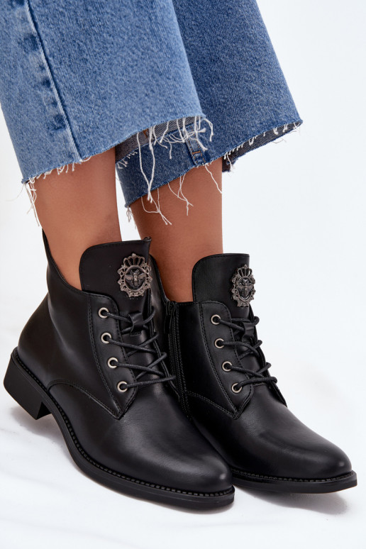 Low Women's Ankle Boots With Flat Heel With Decorative Detail Insulated Black Cylira Low Women's Ankle Boots With Flat Heel With Decorative Detail Insulated Black Cylira