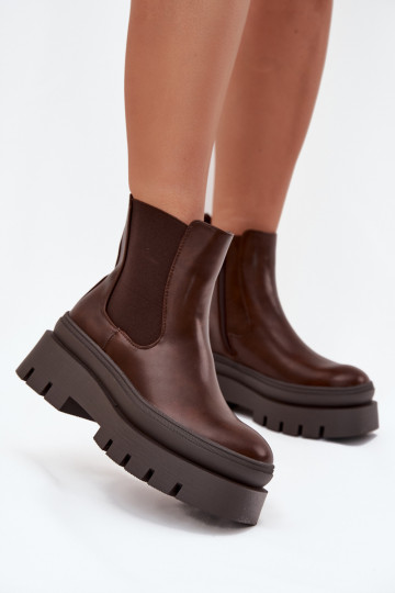 Insulated women's ankle boots on platform chocolate Ismira