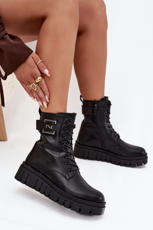 Women's platform ankle boots with decorative detail insulated black Lyrana Women's platform ankle boots with decorative detail insulated black Lyrana