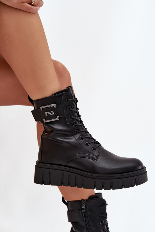 Women's platform ankle boots with decorative detail insulated black Lyrana Women's platform ankle boots with decorative detail insulated black Lyrana