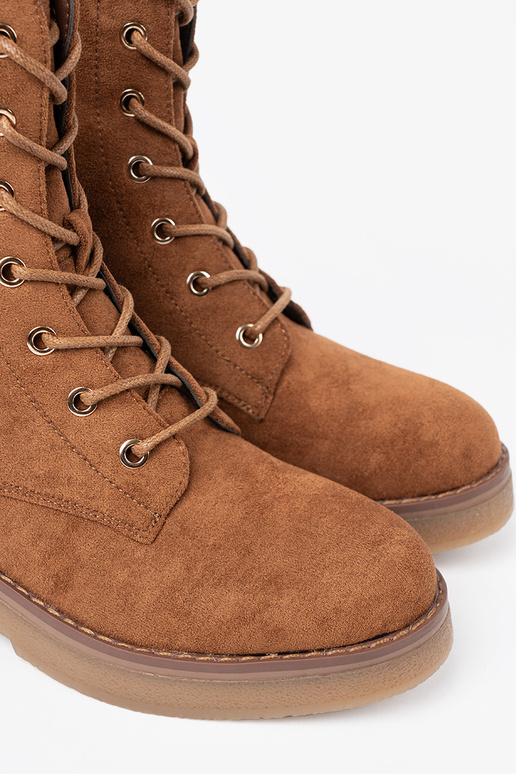 Wygodne workery w kolorze karmelowym na płaskiej podeszwie