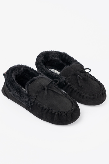 Soft, black kapcie typu INomens moccasins Inith a boIn