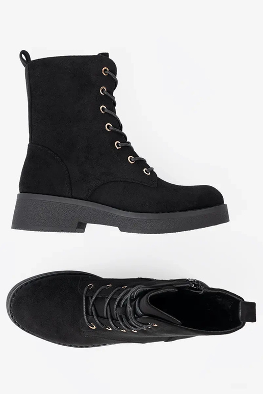 Comfortable shoes In kolorze black colorm on a flat sole