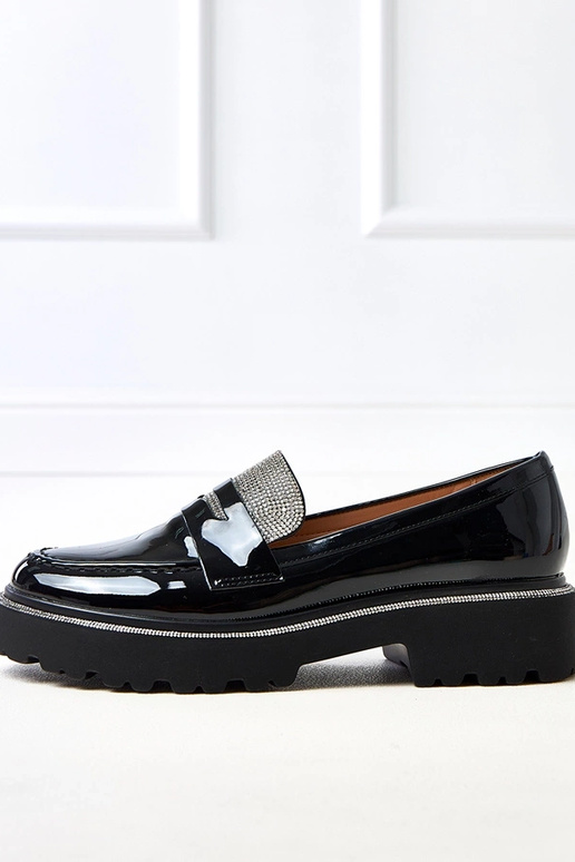 Czarne mokasyny lakierowane zdobione...