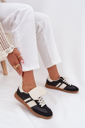 Low Women's Sneakers With Turned Tongue Black Ardira