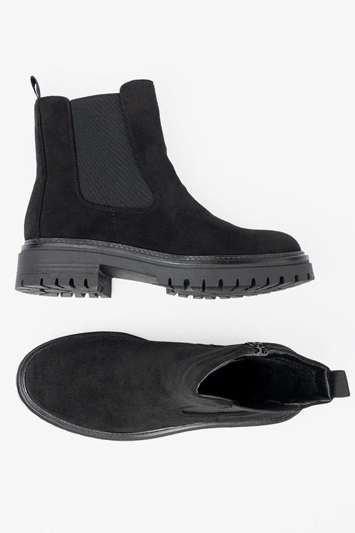 Klasyczne czarne botki na grubej podeszwie