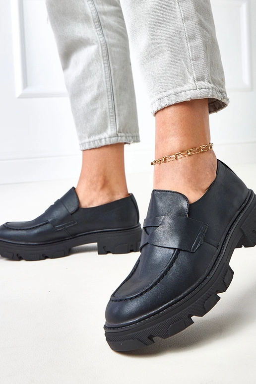 Czarne mokasyny damskie matowe Kirna