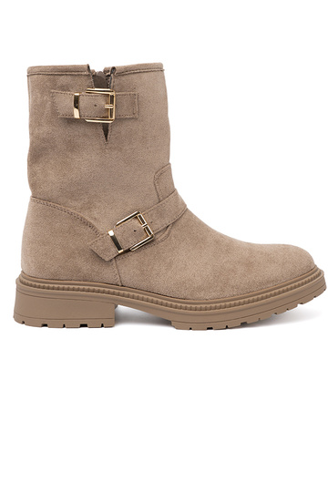 beige boots of suede Inith decorative buckles 2