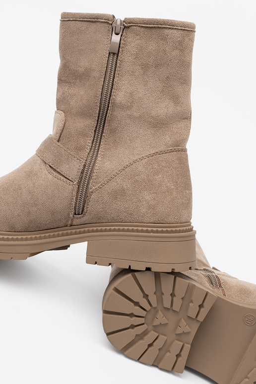 beige boots of suede Inith decorative buckles