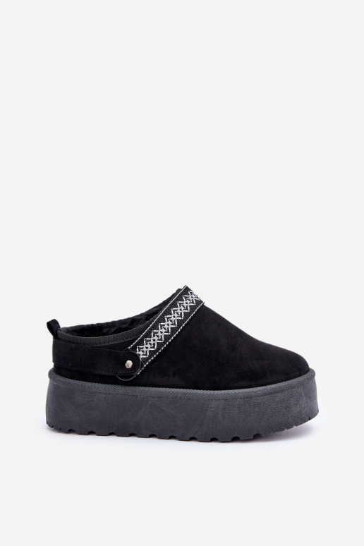 Snow Boots With Decorative Embroidery Black Selithria Snow Boots With Decorative Embroidery Black Selithria